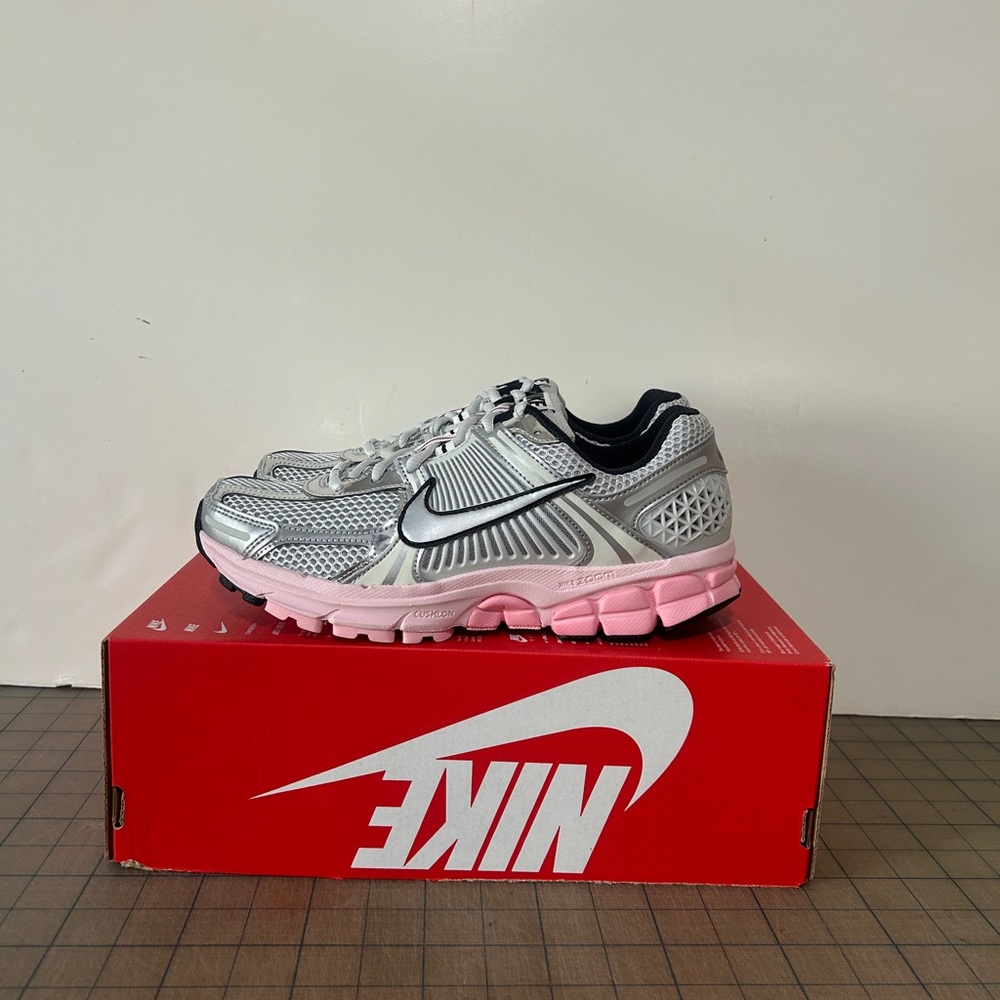 Nike Air Zoom Vomero 5 ‘Photon Dust Pink Foam’ Women